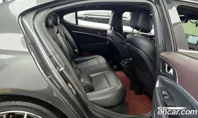 Genesis G70 2018 2.2 Автомат в Москве № 615363, миниатюра 12