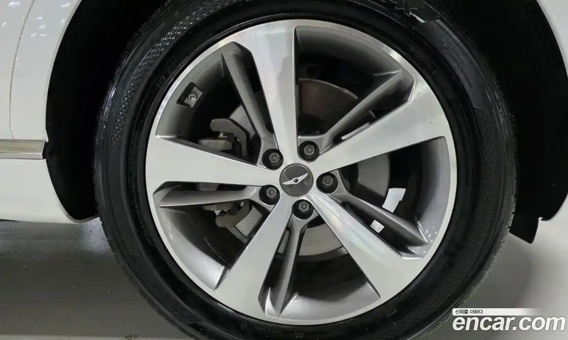 Genesis GV80 2021 3.0 Автомат в Москве № 615710, фото 19