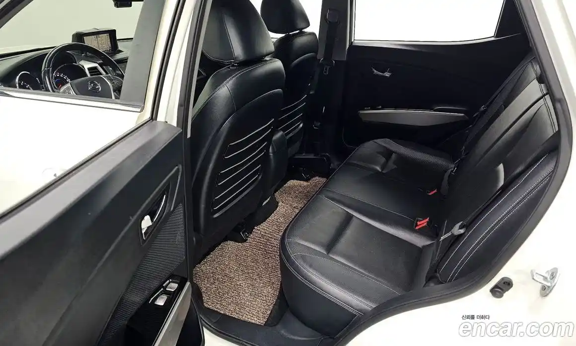 SsangYong TIBOLI 2016 1.6 Автомат в Москве № 616199, фото 11