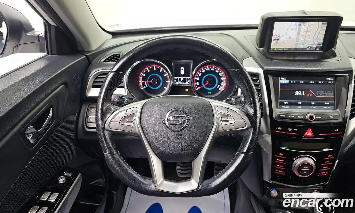 SsangYong TIBOLI 2016 1.6 Автомат в Москве № 616199, фото 14