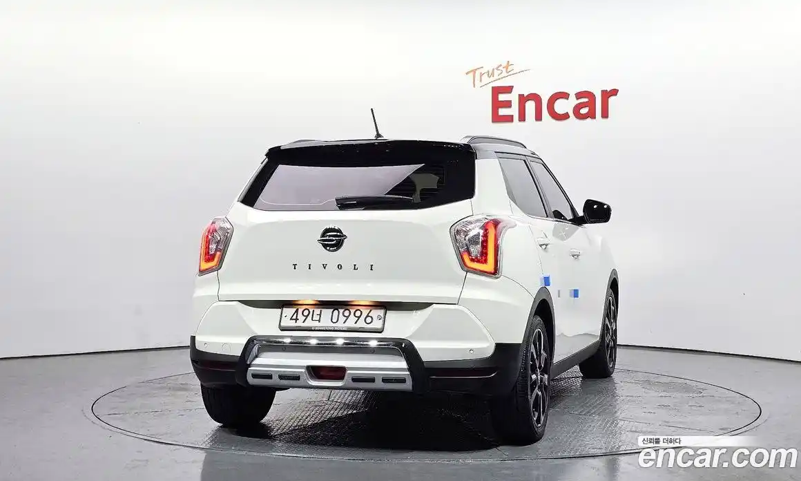 SsangYong TIBOLI 2016 1.6 Автомат в Москве № 616199, фото 4