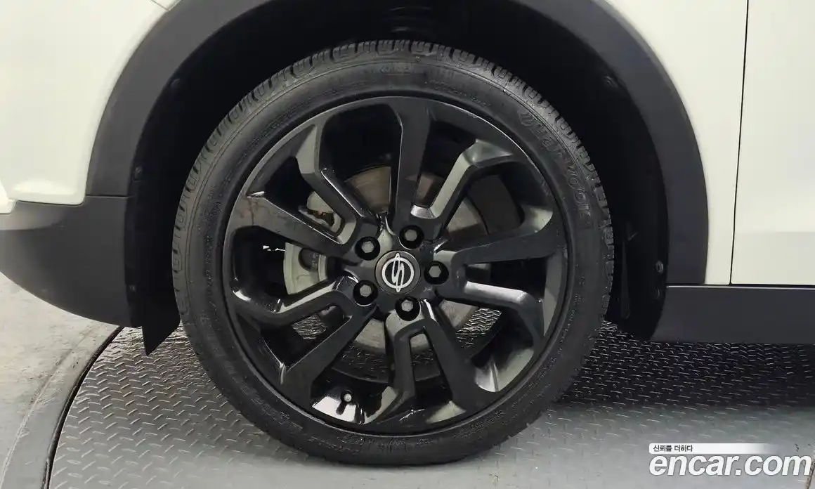 SsangYong TIBOLI 2016 1.6 Автомат в Москве № 616199, фото 5