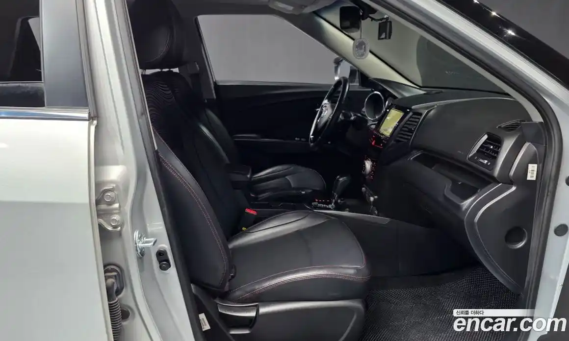 SsangYong TIBOLI 2017 1.6 Автомат в Москве № 616562, фото 11