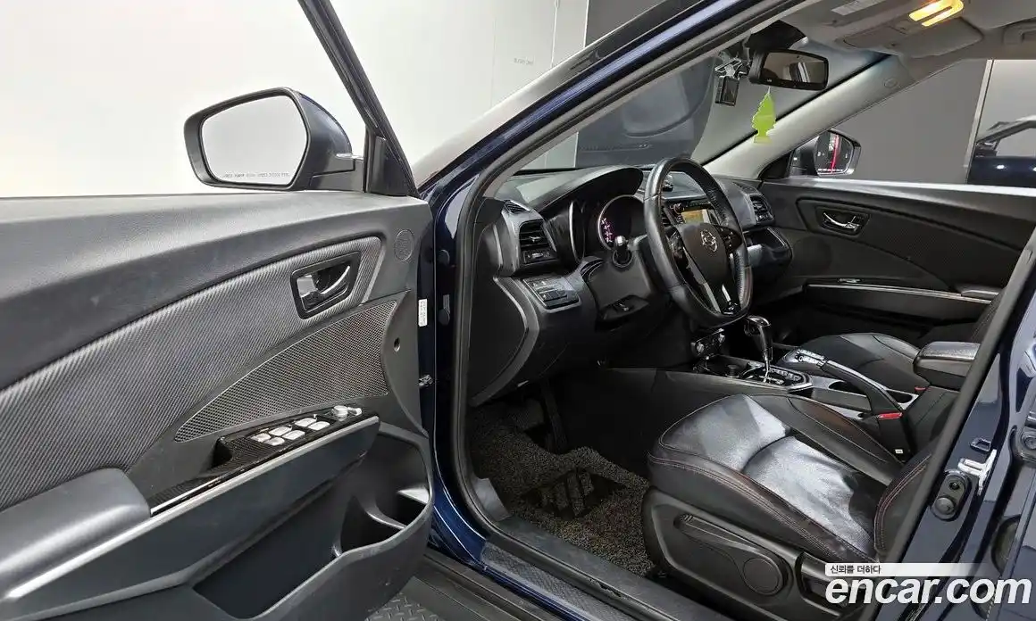 SsangYong TIBOLI 2016 1.6 Автомат в Москве № 617227, фото 11