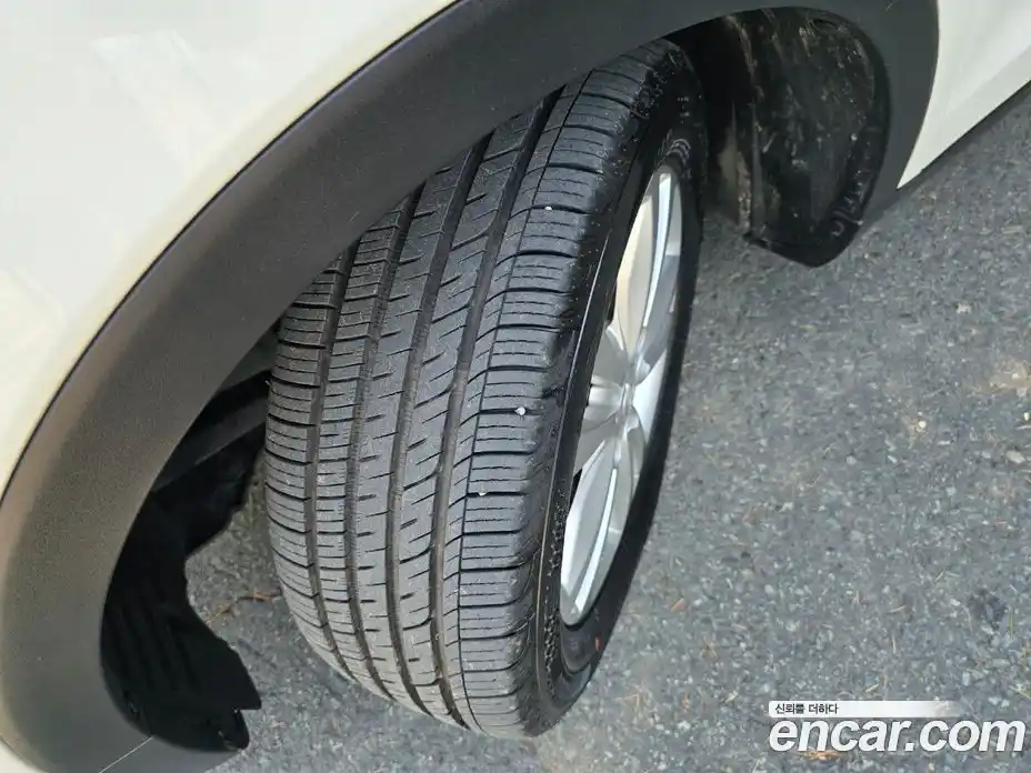 SsangYong TIBOLI 2016 1.6 Автомат в Москве № 617766, фото 20