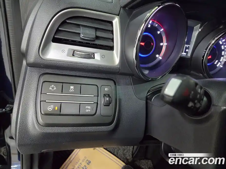 SsangYong TIBOLI 2016 1.6 Автомат в Москве № 617822, фото 15