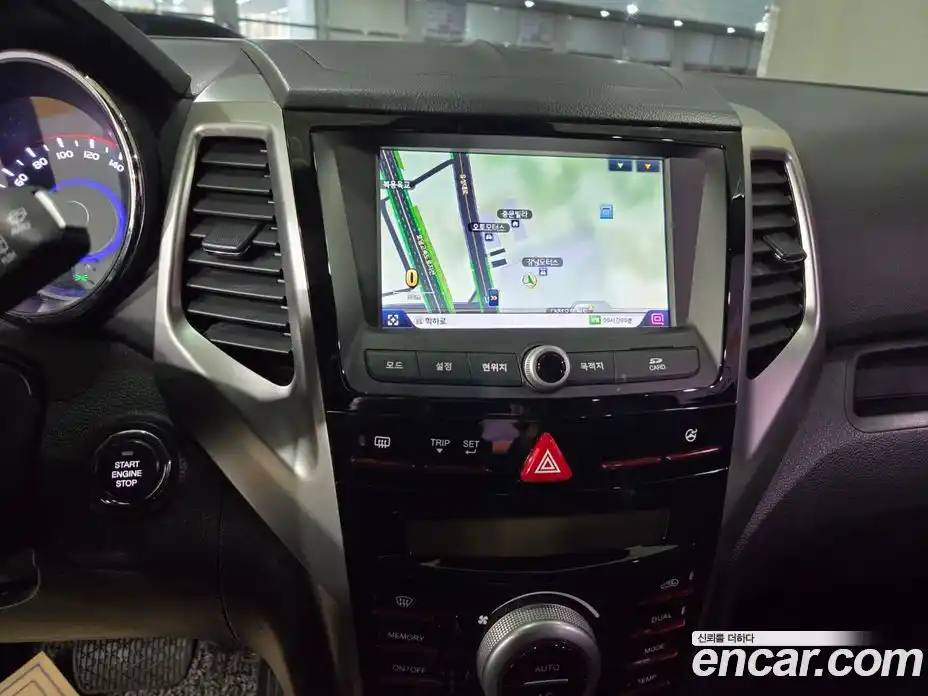 SsangYong TIBOLI 2016 1.6 Автомат в Москве № 617822, фото 17