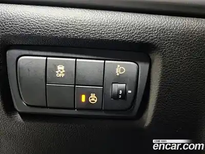 SsangYong Korando 2016 2.2 Автомат в Москве № 617947, миниатюра 9