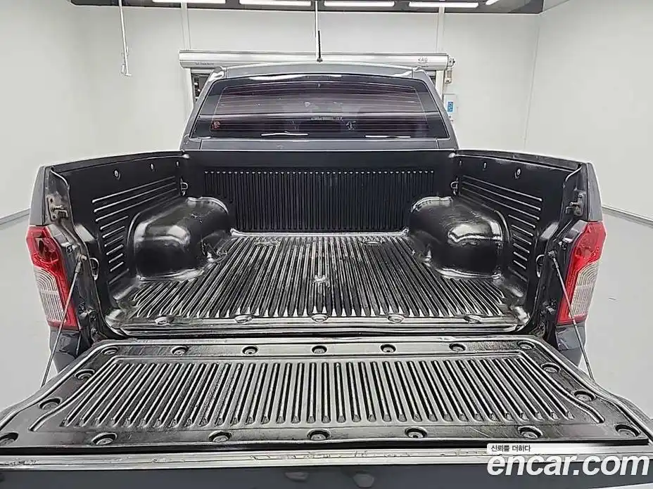 SsangYong Korando 2016 2.0 Автомат в Москве № 617956, фото 17