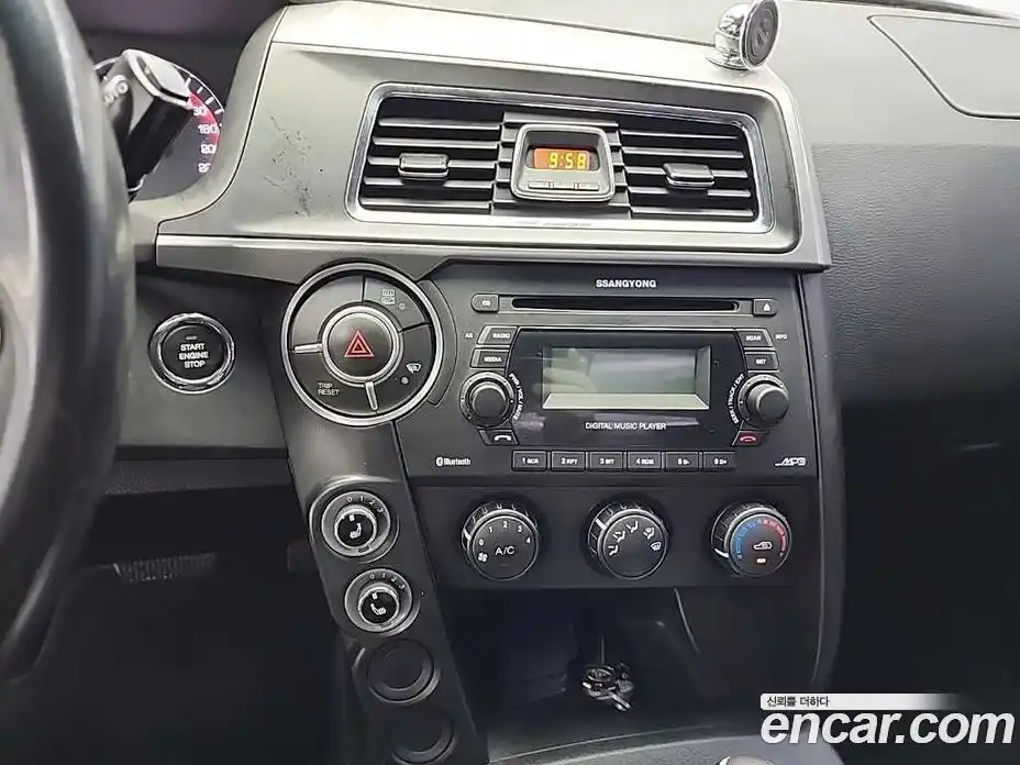 SsangYong Korando 2016 2.0 Автомат в Москве № 617956, фото 10