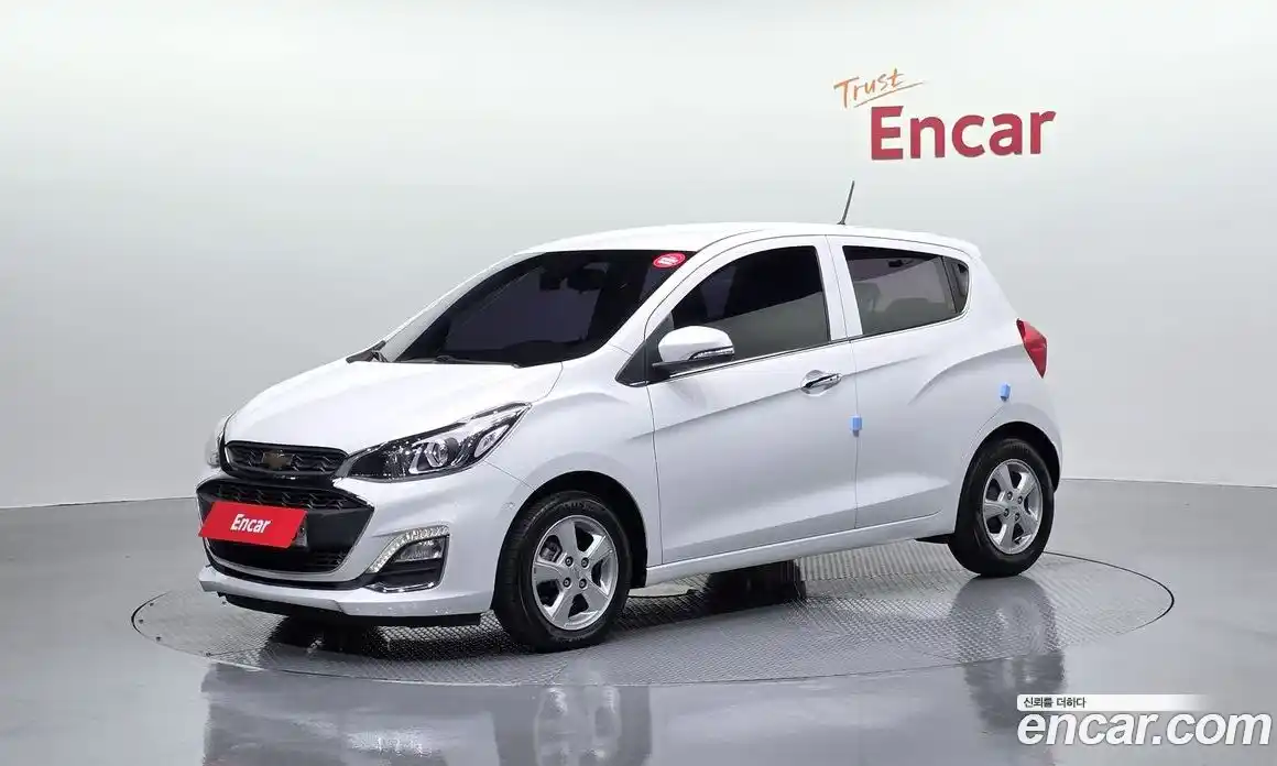 Chevrolet Spark 2019 1.0 Автомат в Москве № 618639, фото 1