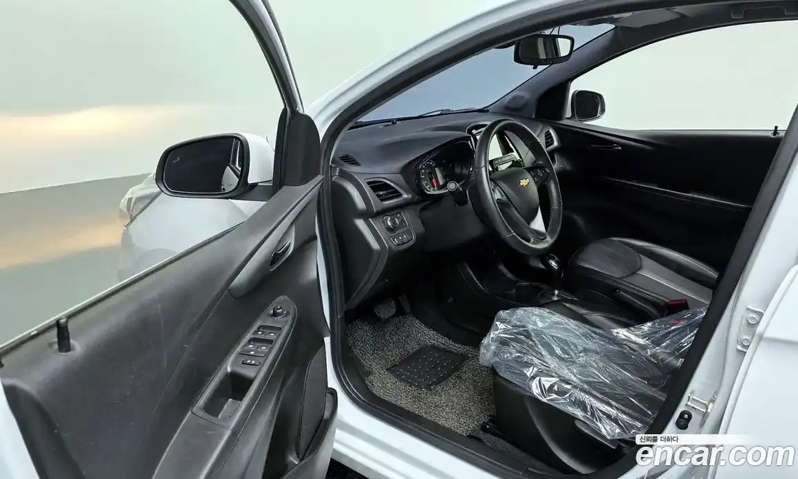 Chevrolet Spark 2019 1.0 Автомат в Москве № 618639, фото 11