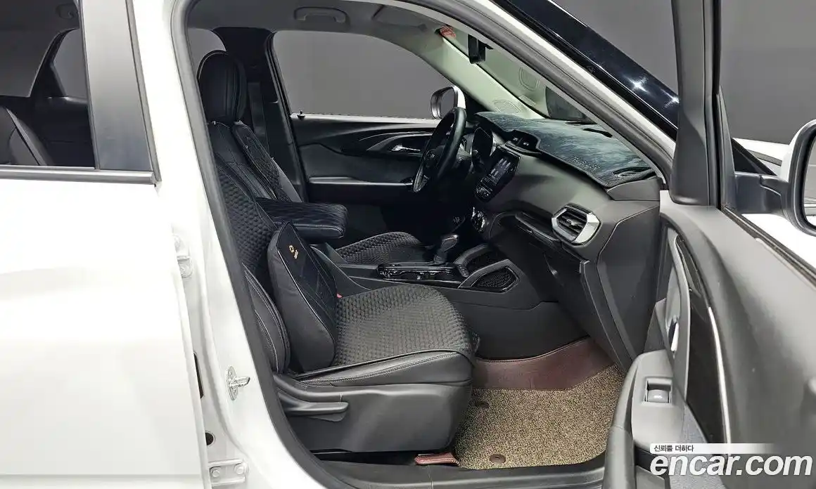 Chevrolet TrailBlazer 2022 1.3 Автомат в Москве № 618696, фото 11