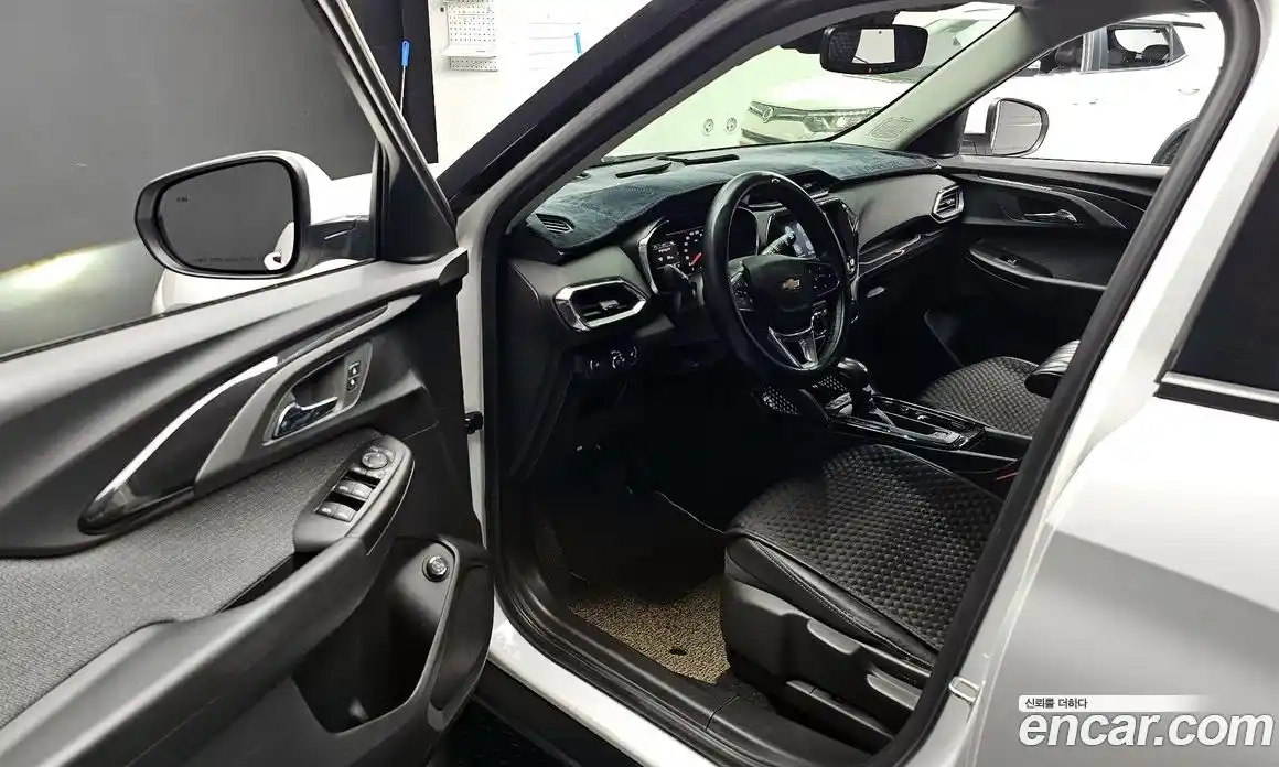 Chevrolet TrailBlazer 2022 1.3 Автомат в Москве № 618696, фото 10