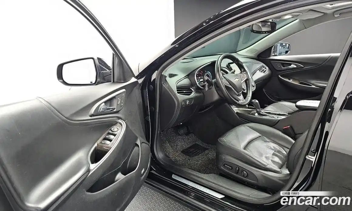 Chevrolet Malibu 2018 2.0 Автомат в Москве № 618932, фото 11