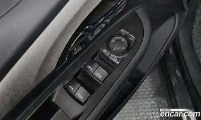 Chevrolet Bolt EV 2021 0.2 Автомат в Москве № 618955, миниатюра 12