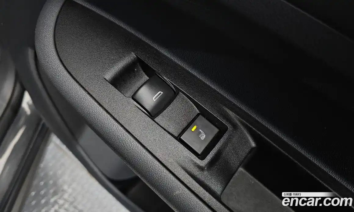 Chevrolet Bolt EV 2021 0.2 Автомат в Москве № 618955, фото 18