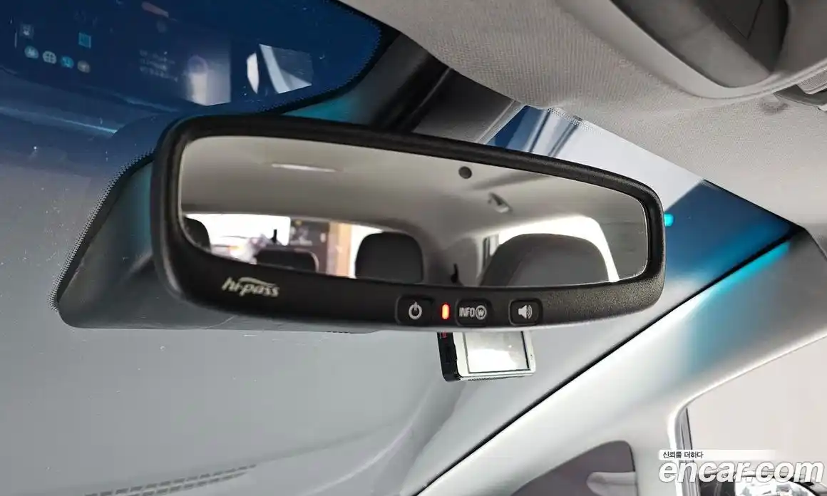 Chevrolet Bolt EV 2021 0.2 Автомат в Москве № 618955, фото 19