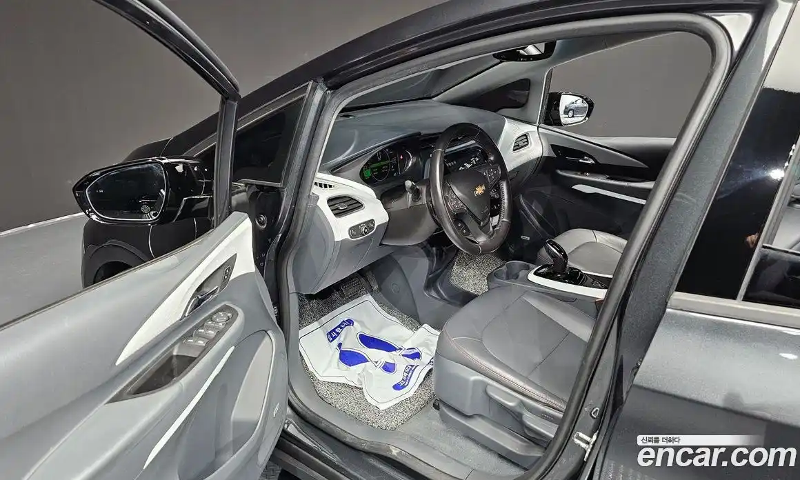 Chevrolet Bolt EV 2021 0.2 Автомат в Москве № 618955, фото 10