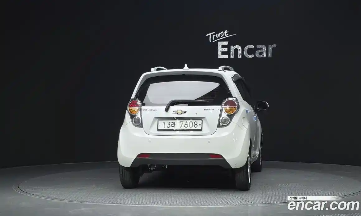 Chevrolet Spark 2012 1.0 Автомат в Москве № 618971, фото 4