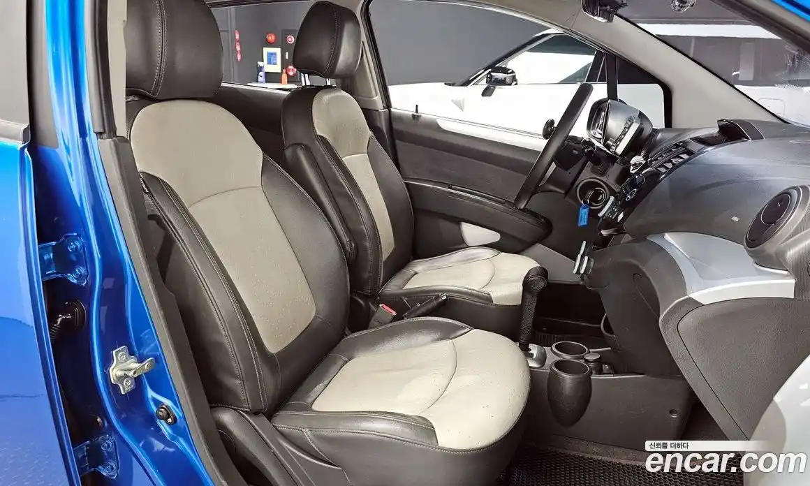 Chevrolet Matiz 2010 1.0 Автомат в Москве № 619001, фото 9