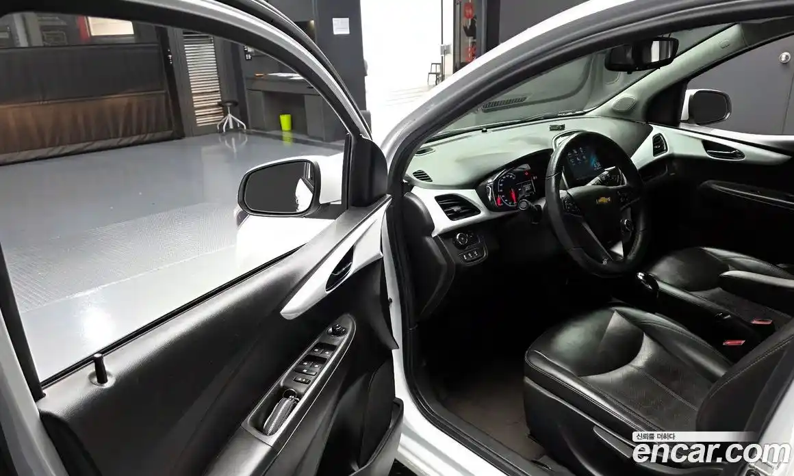 Chevrolet Spark 2016 1.0 Автомат в Москве № 619026, фото 11