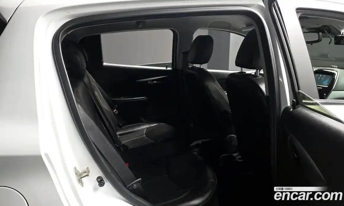 Chevrolet Spark 2016 1.0 Автомат в Москве № 619026, фото 12