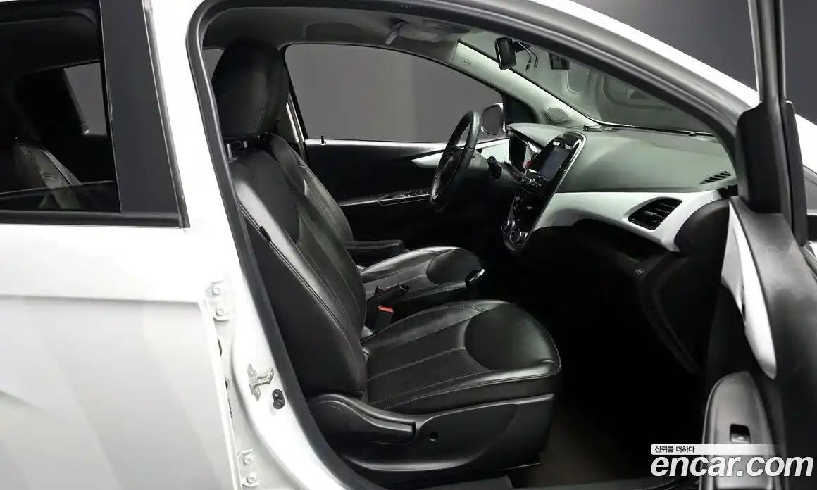 Chevrolet Spark 2016 1.0 Автомат в Москве № 619026, фото 10