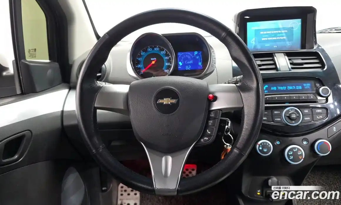 Chevrolet Spark 2014 1.0 Автомат в Москве № 619090, фото 13