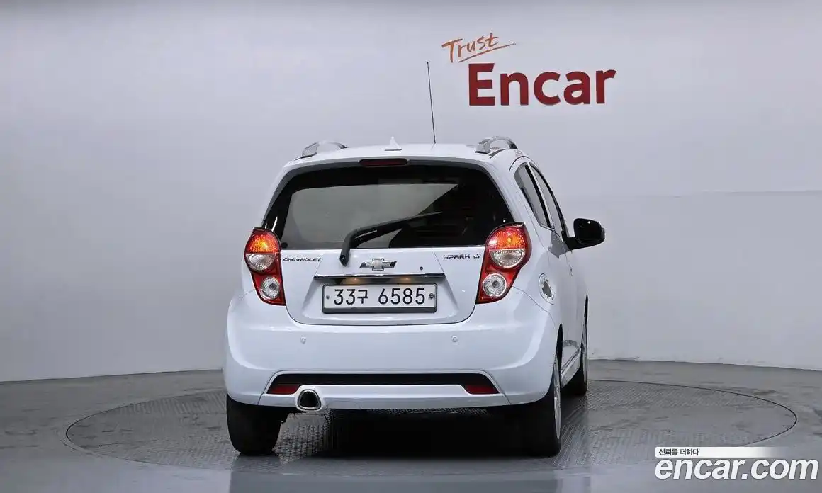Chevrolet Spark 2014 1.0 Автомат в Москве № 619090, фото 4