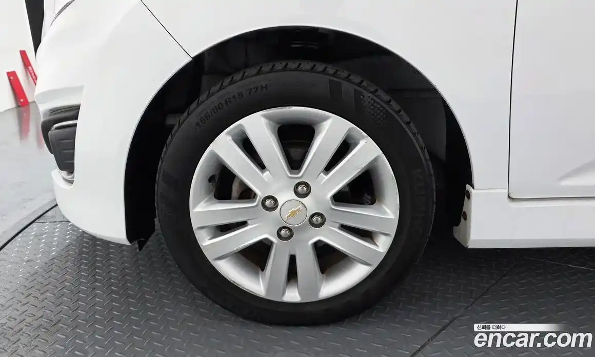 Chevrolet Spark 2014 1.0 Автомат в Москве № 619090, фото 5