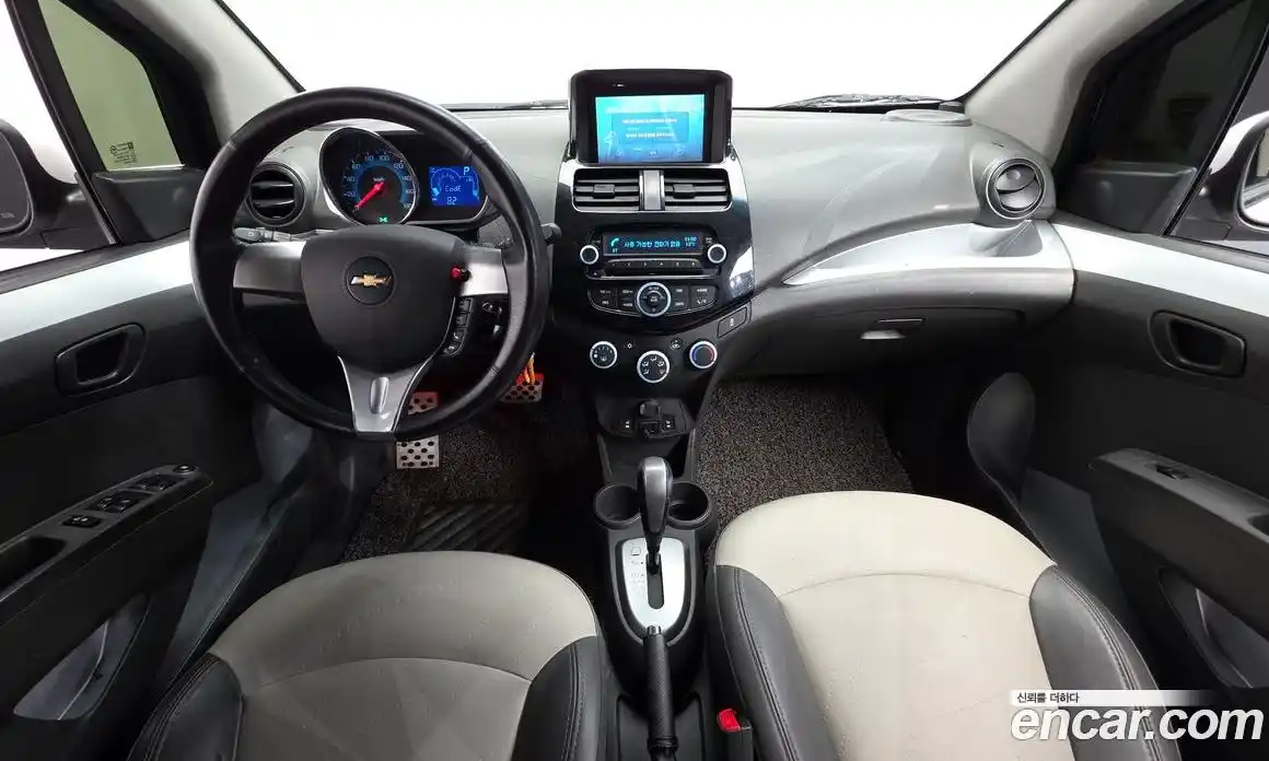 Chevrolet Spark 2014 1.0 Автомат в Москве № 619090, фото 7