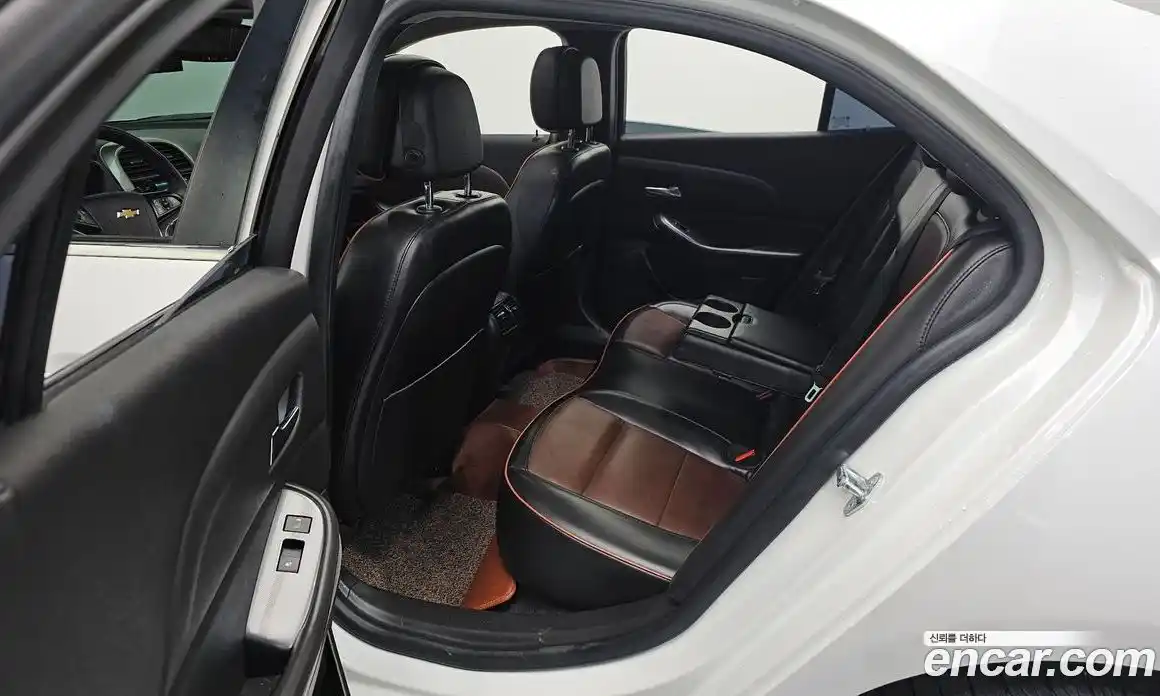 Chevrolet Malibu 2014 2.4 Автомат в Москве № 619136, фото 11