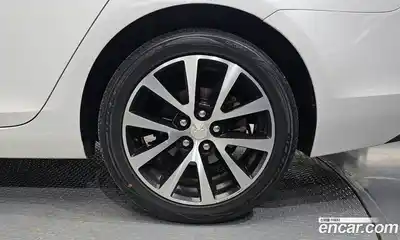 Chevrolet Malibu 2014 2.4 Автомат в Москве № 619136, миниатюра 5