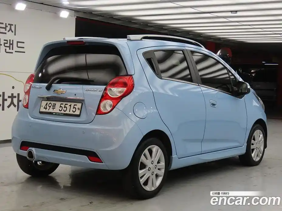 Chevrolet Spark 2014 1.0 Автомат в Москве № 619386, фото 2