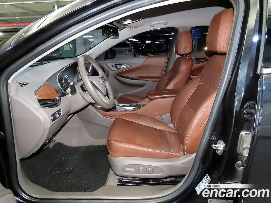 Chevrolet Malibu 2017 2.0 Автомат в Москве № 619468, фото 17