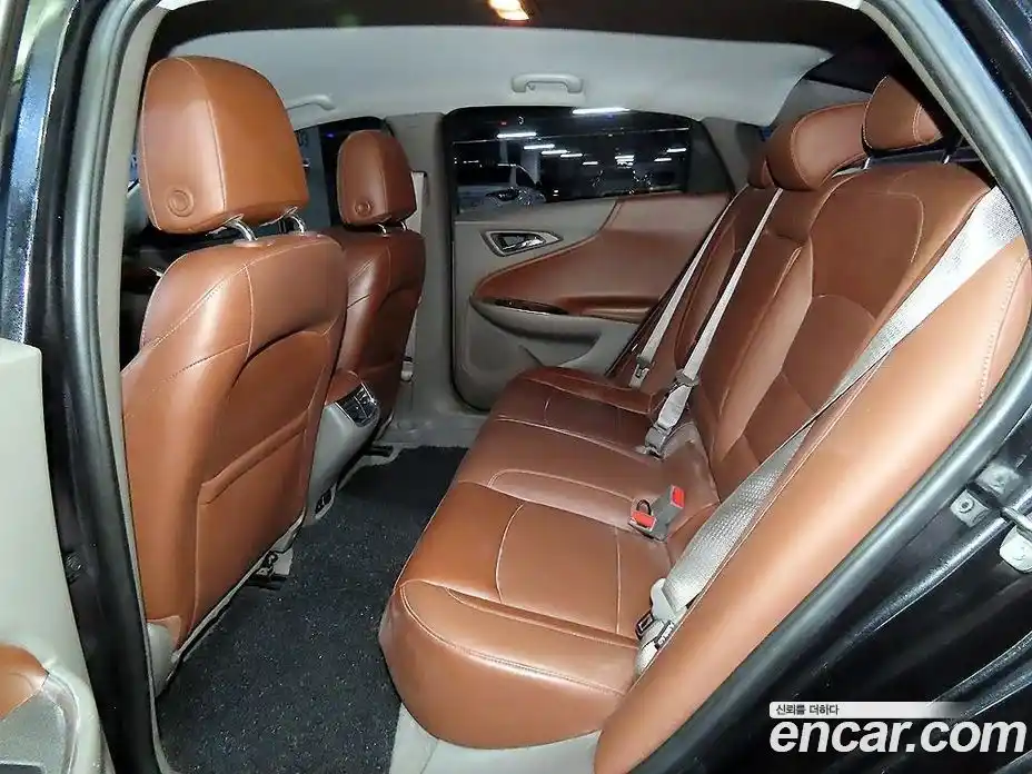 Chevrolet Malibu 2017 2.0 Автомат в Москве № 619468, фото 10