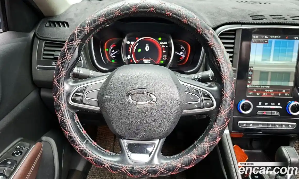 Renault QM6 2017 2.0 Автомат в Москве № 619639, фото 13