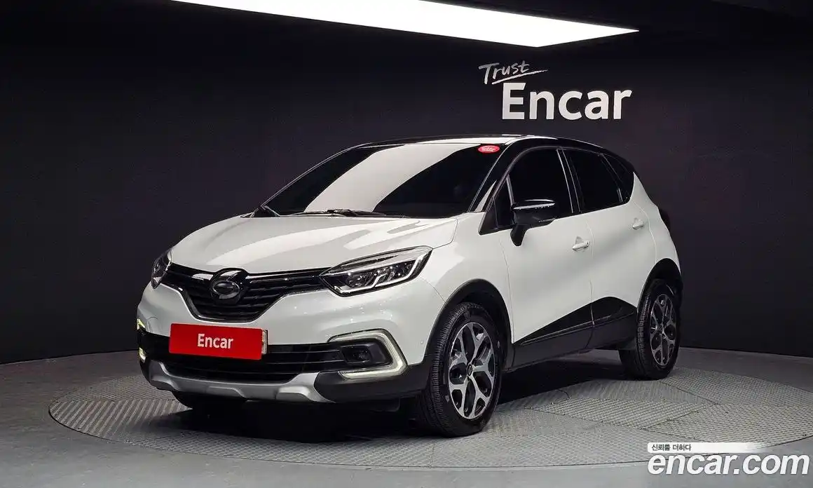 Renault QM3 2018 1.5 Автомат в Москве № 619646, фото 1