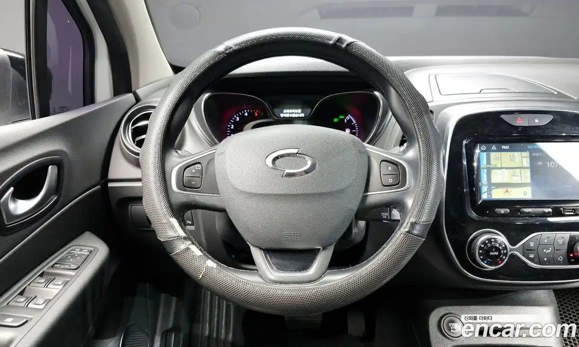 Renault QM3 2018 1.5 Автомат в Москве № 619646, фото 13