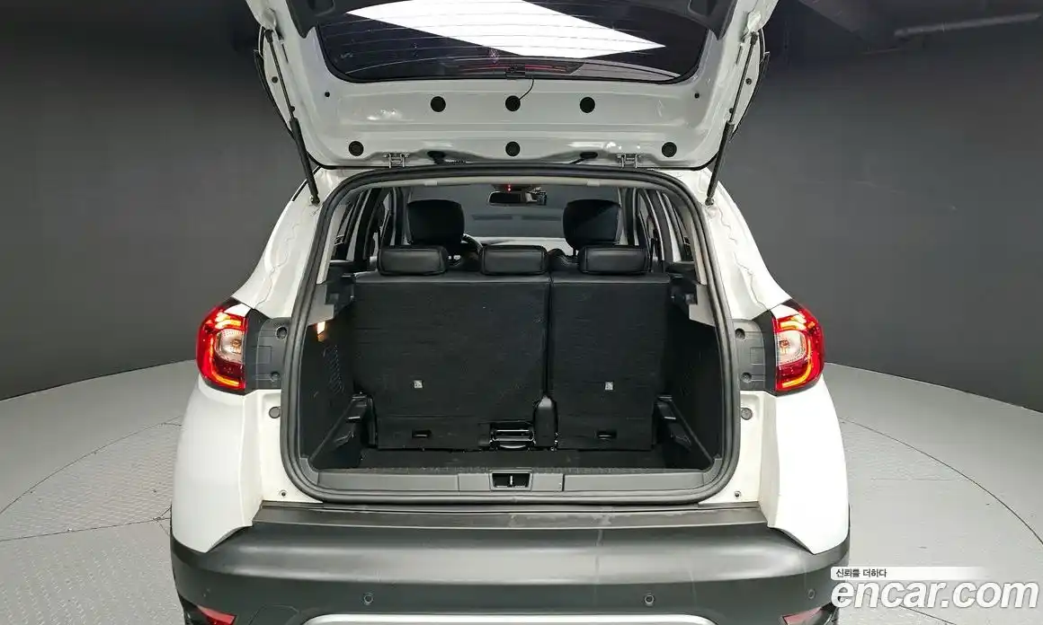 Renault QM3 2018 1.5 Автомат в Москве № 619646, фото 20