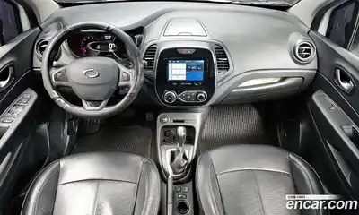 Renault QM3 2018 1.5 Автомат в Москве № 619646, миниатюра 7