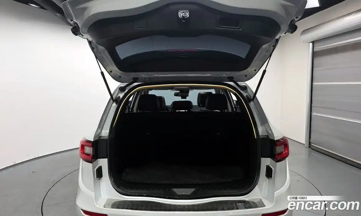 Renault QM6 2017 2.0 Автомат в Москве № 619763, фото 20