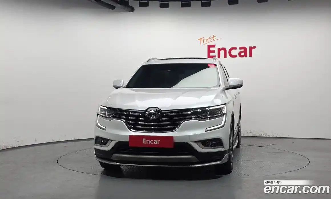 Renault QM6 2017 2.0 Автомат в Москве № 619763, фото 3