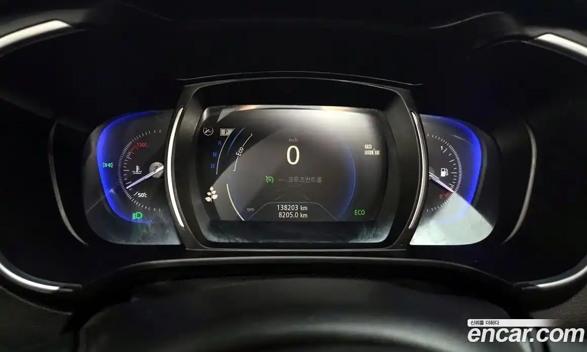 Renault QM6 2017 2.0 Автомат в Москве № 619763, фото 8