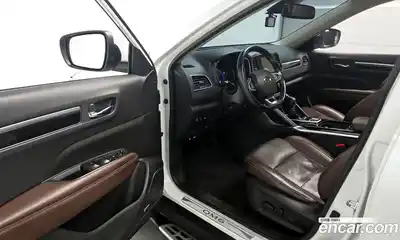 Renault QM6 2017 2.0 Автомат в Москве № 619763, миниатюра 10