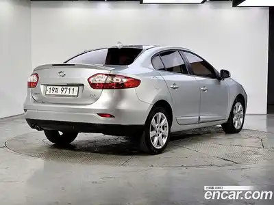 Renault SM3 2010 1.6 Автомат в Москве № 619816, миниатюра 4