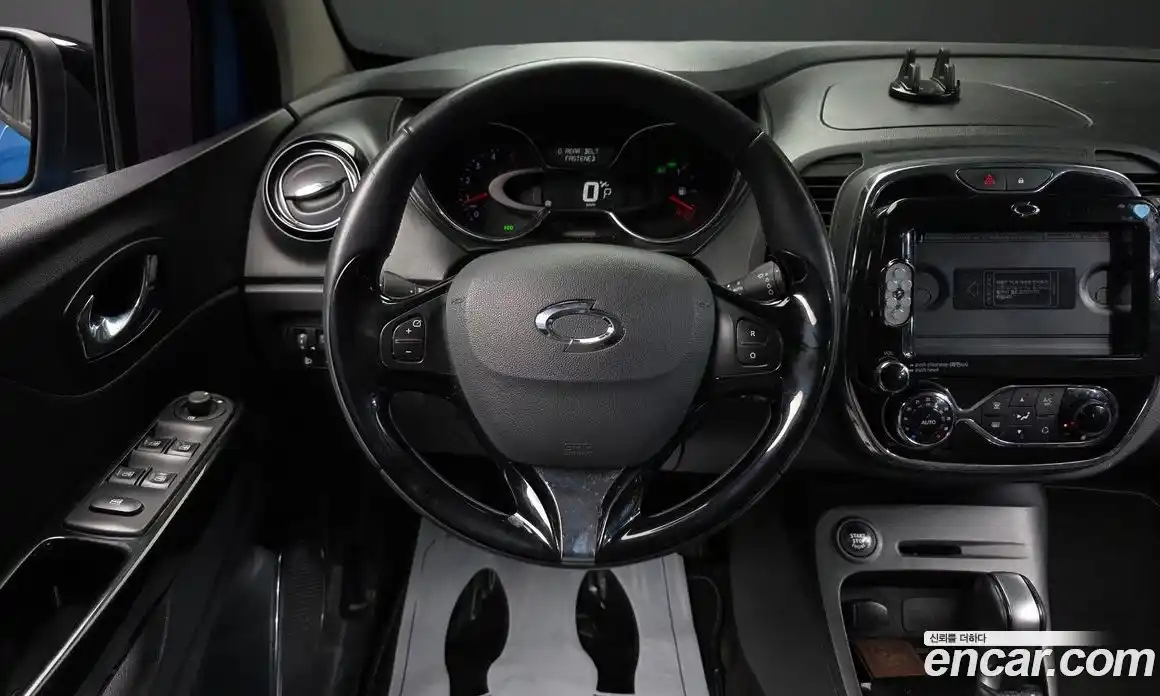 Renault QM3 2017 1.5 Автомат в Москве № 620032, фото 13