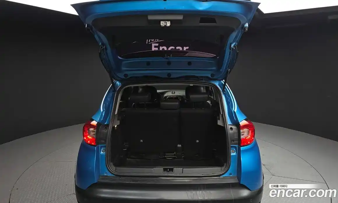 Renault QM3 2017 1.5 Автомат в Москве № 620032, фото 20