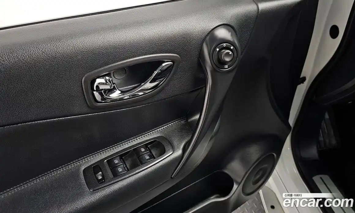 Renault QM5 2014 2.0 Автомат в Москве № 620078, фото 17